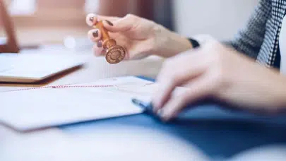 23 Nisan'da noterler açık mı, çalışıyor mu? Perşembe günü nöbetçi noterler var mı?