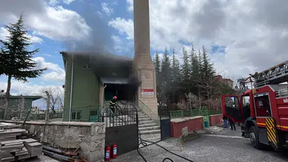Niğde'de cami yangını ekipleri alarma geçirdi