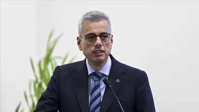 'Tıbbi yardım yüklü tırlar İran yolunda'