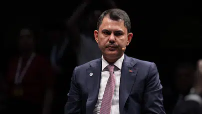 Bakan Kurum : Fosil yakıtlardan uzaklaşmak zorundayız