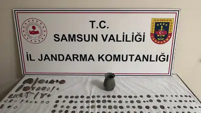 Samsun'da tarihi eser kaçakçılığı : 102 adet sikke ele geçirildi