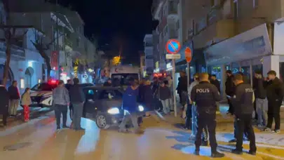 Bursa'da otomobil ve motosiklet çarpıştı : 1 kişi yaralandı
