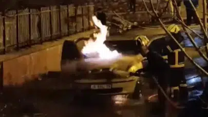 Seyir halindeki araç alev topuna döndü