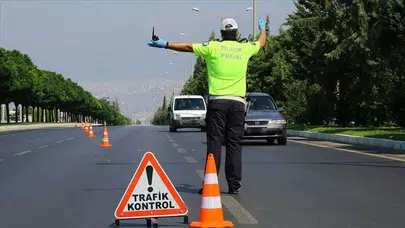 Adana’da trafikte makas atan sürücü yakalandı