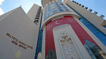 MHP İstanbul İl Teşkilatı ve 39 ilçe birden feshetti