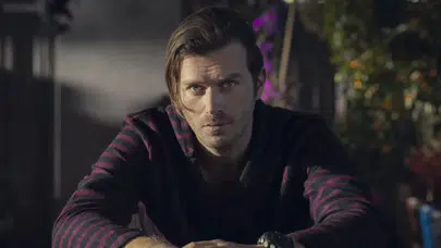 Partner krizi büyüyor ! Kıvanç Tatlıtuğ'un Dönence dizisine 3 aydır kadın oyuncu bulunamıyor