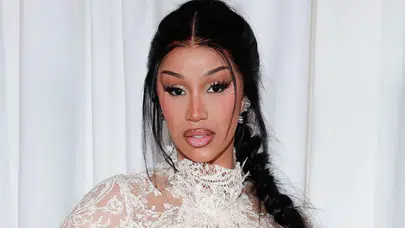 Ünlü rapçi Cardi B dolandırıldı