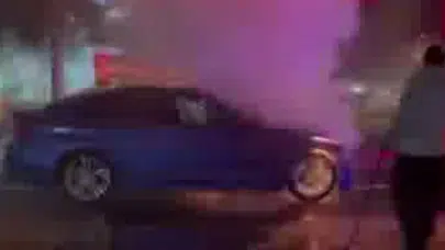 Diyarbakır'da otomobilde yangın : Araç kullanılamaz hale geldi