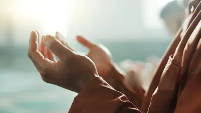 En güzel cuma mesajları : Sevdiklerinize gönderebileceğiniz anlamlı sözler