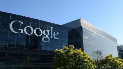 Google'dan Hindistan'a yapay zeka yatırımı : 15 milyar dolarlık merkezin temeli atıldı