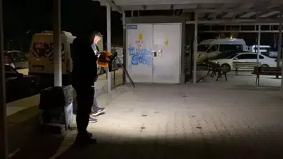 İnegöl’de genç kızların bıçaklı kavgası kanlı bitti : Birinin durumu ağır!