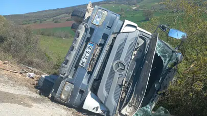 Bursa İnegöl'de beton mikseri şarampole yuvarlandı : 1 yaralı