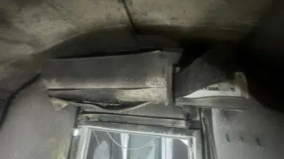 İskenderun'da konteyner kentte korkutan yangın : 2 kişi hastaneye kaldırıldı