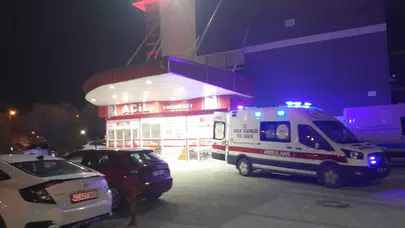 Konya Karapınar'da otomobiller çarpıştı : 4 yaralı