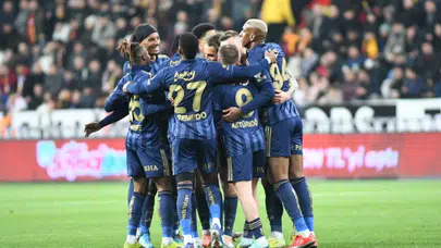 Fenerbahçe, şampiyonluk yarışında kritik 3 puanı kaptı