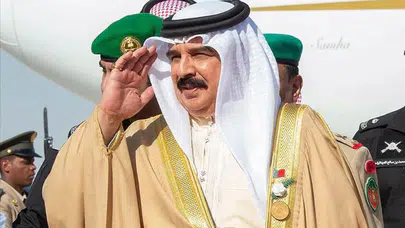 Bahreyn Kralı'ndan İran'a çağrı : Saldırıları derhal durdurun