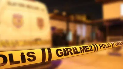 Eski erkek arkadaşı önce boğmak istedi , sonra 10 kez bıçakladı