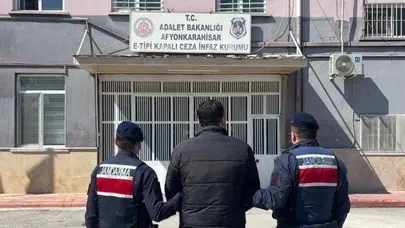 Afyonkarahisar'da 21 yıl hapis cezası bulunan firari hükümlü yakalandı
