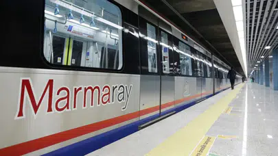 Marmaray Süreyya Plajı İstasyonu'nda intihar vakası