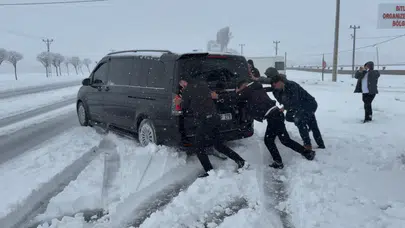 Bitlis'e kış geri döndü : Nisan ayında kar yağdı