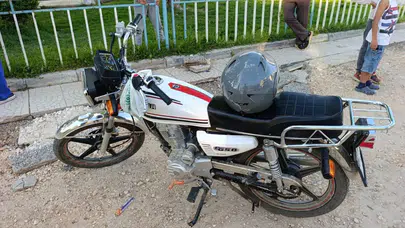 Adıyaman'da motosiklet ve bisiklet çarpıştı : 2 kişi yaralandı