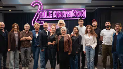 '2 Aile Arasında' filminin okuma provası yapıldı : Dev kadro yeniden bir araya geldi
