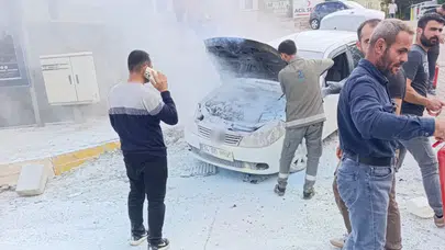 Diyarbakır'da seyir halindeki otomobil alev alev yandı