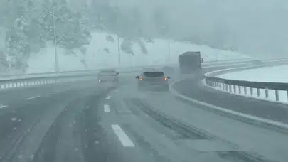 Bartın - Ankara Karayolu'nda kar kazalara neden oldu