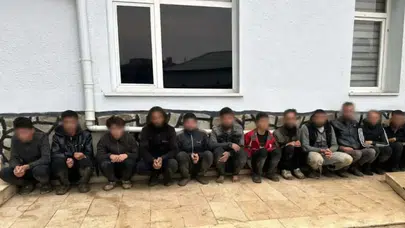 Hatay'da dron destekli göçmen operasyonu : 11 göçmen yakalandı