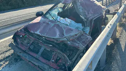 Uşak'ta cip refüje çarptı: 1 ölü, 2 yaralı