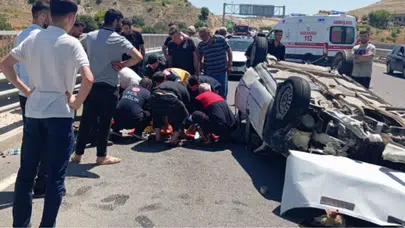 Ters dönen otomobilde 5 kişi yaralandı