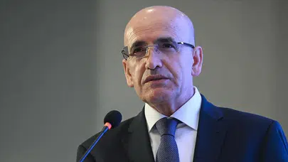 Bakan Şimşek : Hizmet ticaret fazlası 63 milyar dolara ulaşarak, bu alandaki potansiyelimizi açıkça ortaya koymaktadır