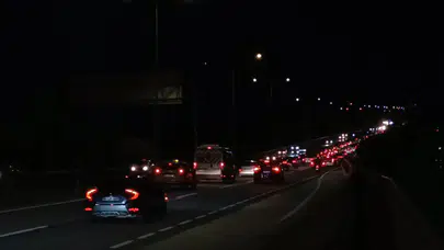 Tekirdağ-İstanbul yolunda trafik yoğunluğu