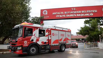 Antalya Aksu'da yangın : Ekipler kontrol altına aldı