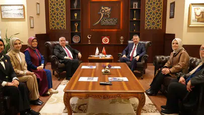 MEB Bakan Müşaviri Subaşı ile  Rektör Kırışık bir araya geldi