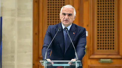 Bakan Ersoy, İstanbul Arkeoloji Müzesi imza töreninde