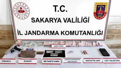 Sakarya Geyve'de uyuşturucu operasyonu : 2 tutuklu