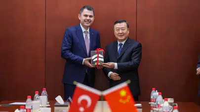 Bakan Kurum,  Konut ve Kentsel-Kırsal Kalkınma Bakanı Ni ile bir araya geldi