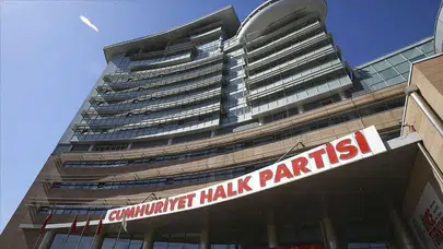 CHP MYK, Özgür Özel başkanlığında toplandı