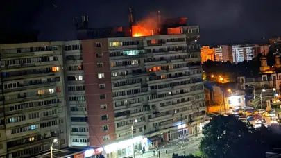 Romanya’da bir apartmana Rus İHA’sı isabet etti