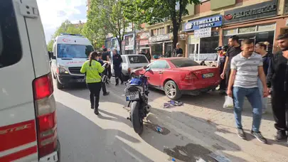 Kütahya'da motosiklet yayaya çarptı : 2 kişi yaralandı