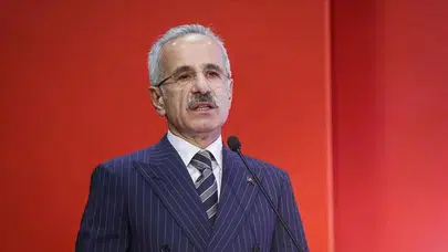 Bakan Uraloğlu'na KTÜ'den fahri doktora ünvanı verildi