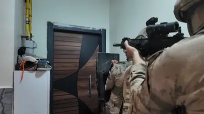 33 ilde FETÖ operasyonu: 69 gözaltı