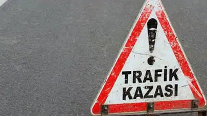 Manavgat'ta yaya geçidinde kaza: Yol veren otomobile motosiklet çarptı