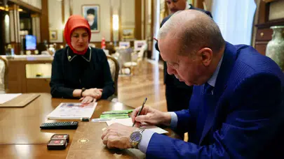 Cumhurbaşkanı Erdoğan kurban vekaletini Türk Kızılay'a verdi