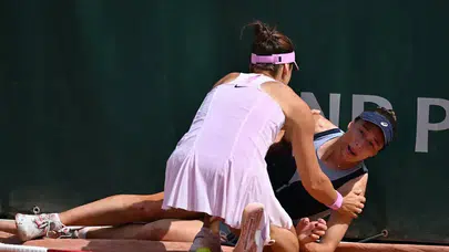 Zeynep Sönmez Roland Garros'ta sakatlandı mı? Milli tenisçinin sağlık durumu nasıl?