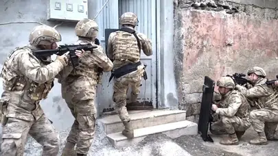 Jandarma tek tek sorguladı : Erzincan'da binlerce araç ve şahıs denetlendi
