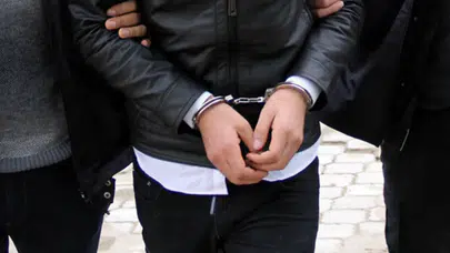 Bursa'da vahşet : Dayısını öldürüp annesini yaraladı