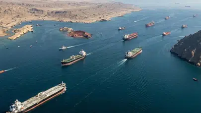 ABD ordusu, İran bayraklı bir petrol tankerine ateş açtı