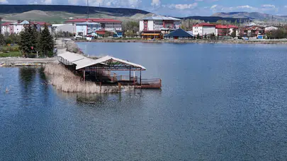 Sivas'ta kuruma noktasına gelen Ulaş Gölü doldu taştı